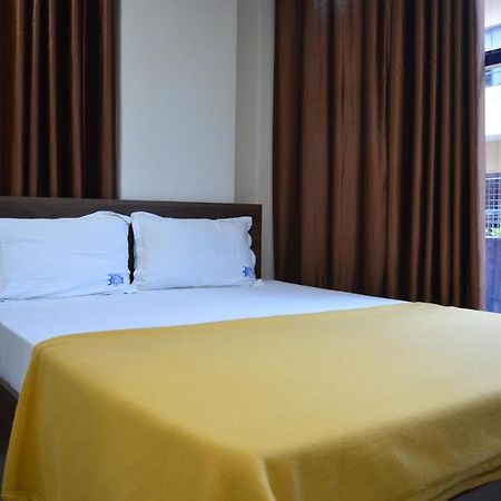 Royal Star Hotels Bangalore Esterno foto